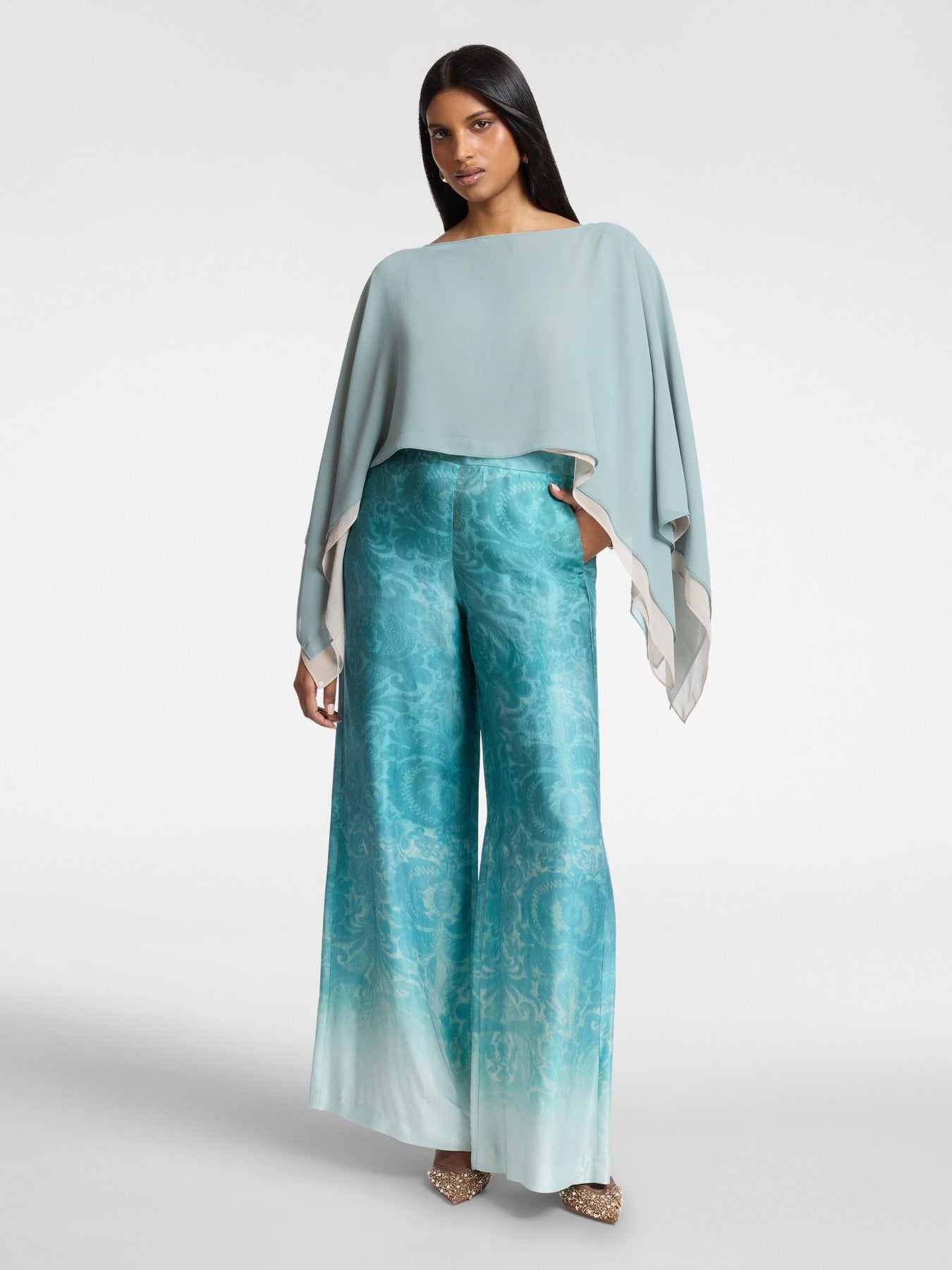 Mantella doppia in georgette