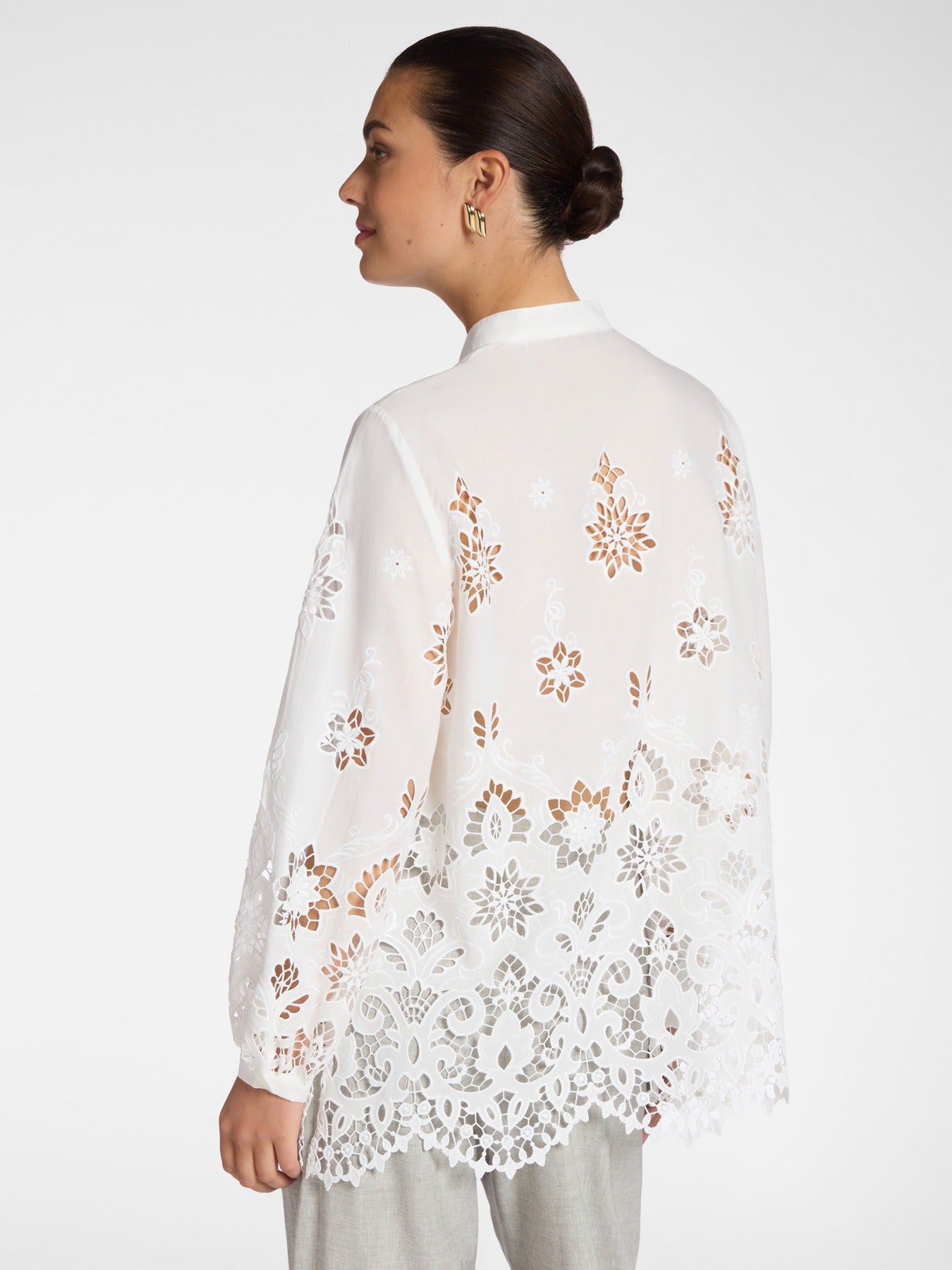 Camicia in pizzo traforato
